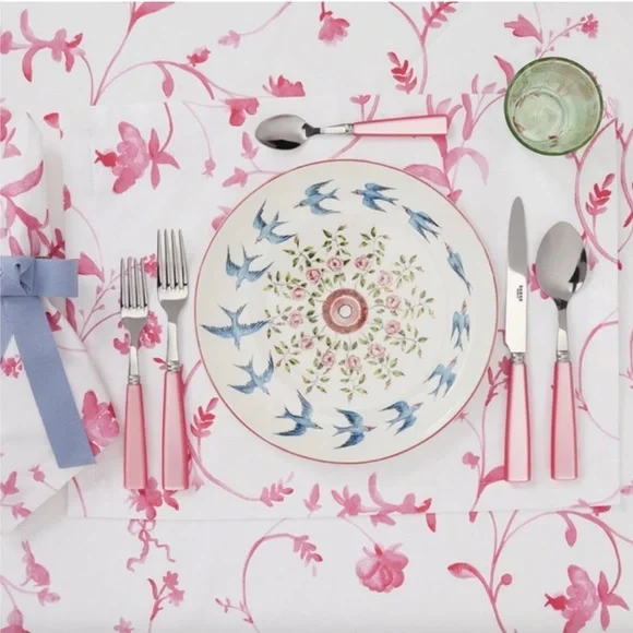 Hill House Rose Botanical tablecloth Round 70” NWT - Picture 3 of 8